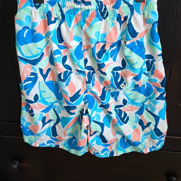Old Navy Lot of 2 swim trunks size XXL (18) Excellent condition - Picture 7 of 7